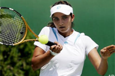 OZ Open: Sania breezes into Round II