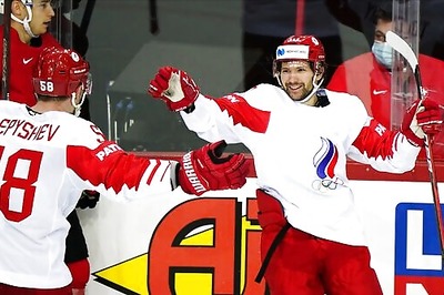 US Wins 4th Straight  In World Hockey, Beating Norway 2-1