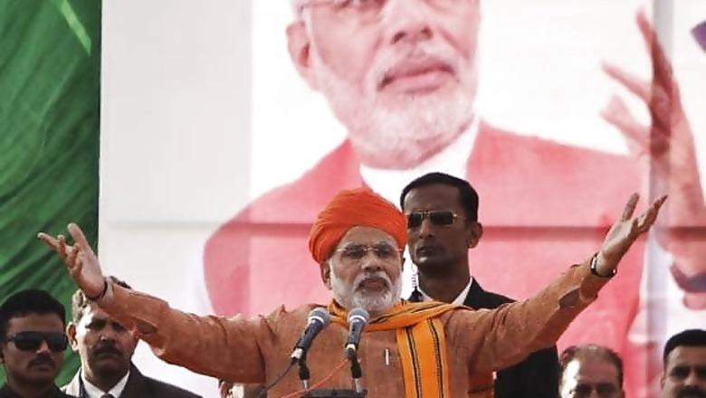 Modi hits out at Congress in first rally after Assembly poll results