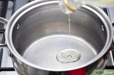 How to Cook Popcorn in a Pan