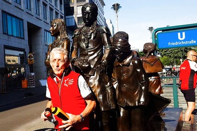 On a Bike, Ex-child Refugee Retraces Escape From Nazi Germany