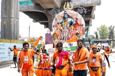 Supreme Court Stays State Directives Asking Shops On Kanwar Yatra Route To Mention Owner's Name