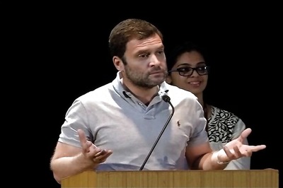 Citing Bihar win, Rahul Gandhi calls for unity to defeat BJP in Assam