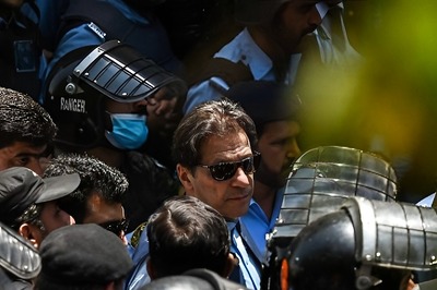 Cops Fail to Enter Imran Khan’s Lahore Home, Carry Out Anti-Encroachment Drive Instead