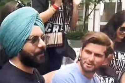 Achi Bowling Nahi Karni Hai... Rohit, Virat Ko Apna Dost Samjhna: Indian Fans Request Shaheen Afridi Ahead of India vs Pakistan T20 World Cup Clash