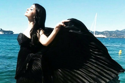 Aishwarya Rai Bachchan Goes Bold In Black At Cannes 2017