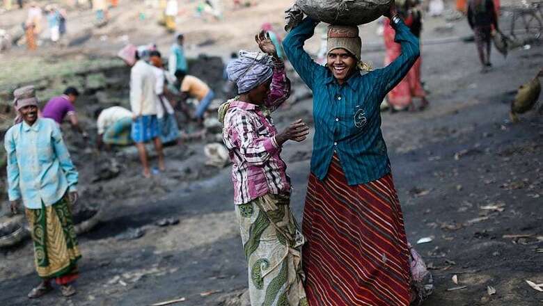 Use of MNREGA Funds to Subsidise Wage Bill of Small Firms, Land Pooling to Corporatise Agriculture Proposed by Govt Panel