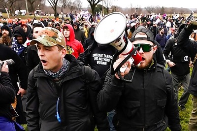 Judge Refuses To Dismiss Alleged Proud Boys Leaders' Charges
