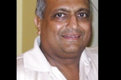 South African Great-grandson of Mahatma Gandhi Satish Dhupelia Succumbs to Coronavirus