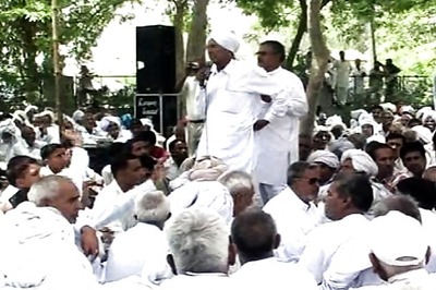 Ban night weddings to minimise road mishaps: Khaps