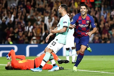 UEFA Champions League, Barcelona vs Inter Milan: Suarez Scores Brace as Barca Fight Back to Sink Inter