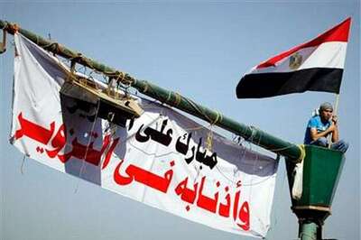 Egyptian army threatens to shoot violent protesters