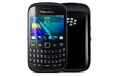 RIM offers BlackBerry Curve 9220, 9320 with free BBM for 1 year