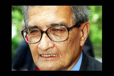 Amartya's message to Mulayam: Mind your language