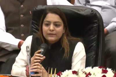 AAP Fields Shelly Oberoi, Aaley Mohammad Iqbal For April 26 MCD Mayoral Polls