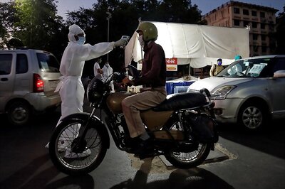 Lockdown 4.0 Allows Offices and Markets to Reopen With Conditions, States Get to Decide Red, Green, Orange Zones