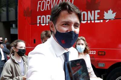 Facing 'Anti-Vaxxers Mob', Justin Trudeau's Early Canada Election Call Backfires. He Now Trails