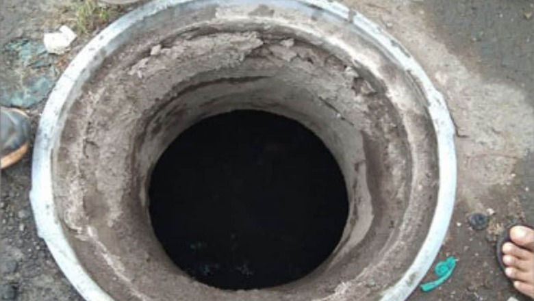 Two Sanitation Workers Die of Suffocation While Cleaning Sewage Line in Ahmedabad