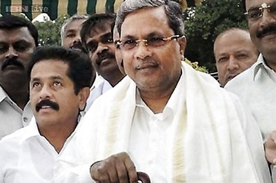 Siddaramaiah, IAS officers face off in Karnataka, government work hit