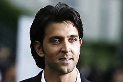 I want a girl, says Hrithik Roshan