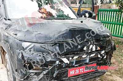 2022 Maruti Suzuki Brezza SUV Spied with New LED Headlamps, Six Airbags and More