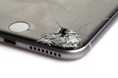 Apple will now accept banged-up iPhones for trade-ins
