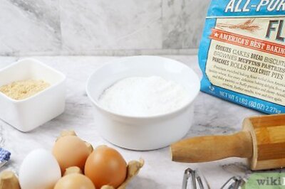 Easy Ways to Make Crispy Chocolate Chip, Oatmeal, & Sugar Cookies