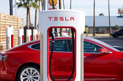 How Much a Tesla Employee Make in an Hour? More than their Other EV industry Counterparts?