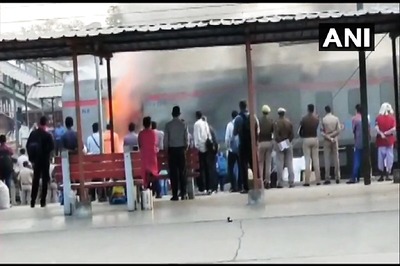 After Shatabdi Fire Incident, Railway Mulls Severe Penalty for Smoking in Trains if it Leads to Property Damage