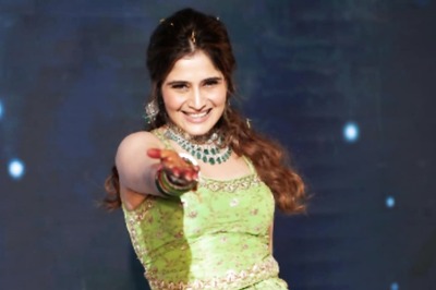 Watch: Arti Singh's Special Sangeet Performance For Husband Dipak Chauhan Has Him In Tears