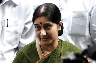 BJP Maintains Silence While Congress Comes Out in Support of Trolled Sushma Swaraj