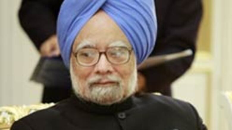 Catch culprits of Pune blast fast, orders Manmohan