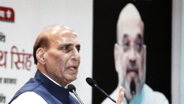Amit Shah was Troubled by Agencies, Sent to Jail, But He Didn’t Call for Nation-Wide Protest: Rajnath Singh