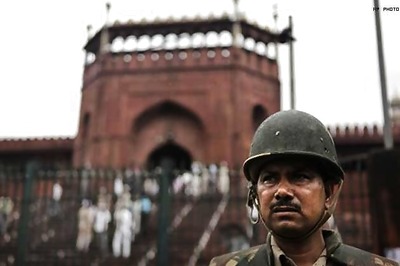 Jama Masjid Shahi Imam prevented from visiting slain DSP's house