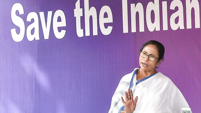 RSS Helping Pranab Mukherjee's Son, A Congress Candidate, Contest LS Polls from Jangipur: Mamata Banerjee