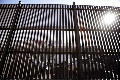 Republicans Remove Mexico Border Wall From Budget Negotiation