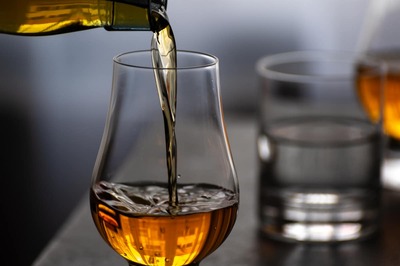 Two Dead, One Hospitalised After Drinking Spurious Liquor in Patna