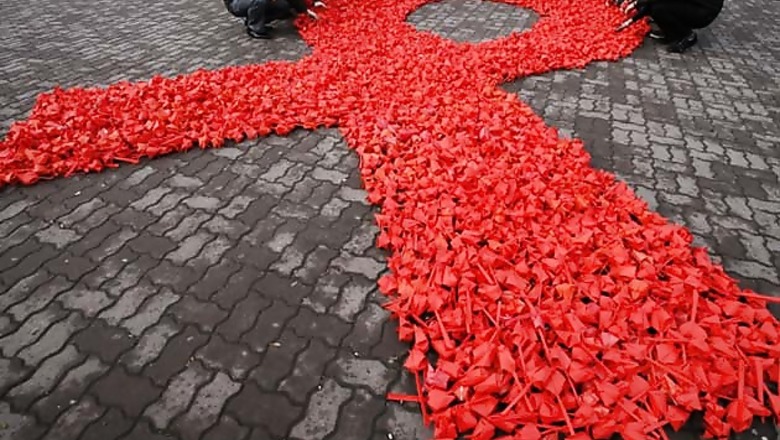 First look into HIV's coating may lead to AIDS cure