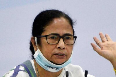 National Anthem Insult Case: Mumbai Court Issues Summons to Mamata Banerjee