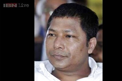 Meghalaya CM Mukul Sangma for setting up more 'haats' along Bangladesh border