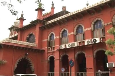 Madras HC Quashes Defamation Case Against Magazine, Says Can't Allow 'Mighty' State to 'Trample' Press