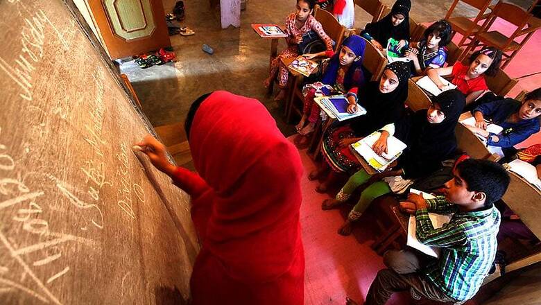 In the Heart of Kashmir Militancy, Class X Students Win a Battle With Their Pens