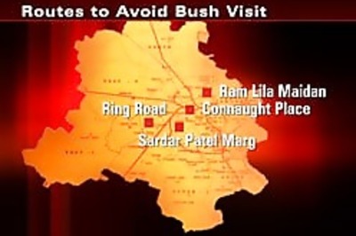 Traffic comes to a grinding halt in Delhi