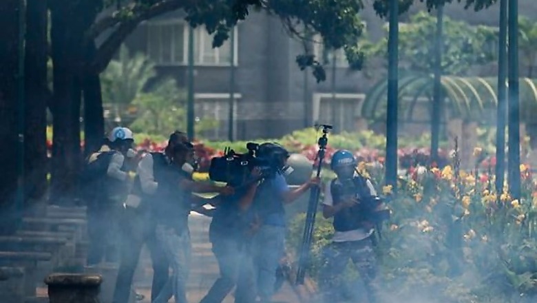 Ten killed as Venezuela Vote Turns Violent