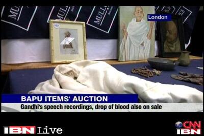 I am helpless in preventing auction of Bapu's blood: Tushar Gandhi