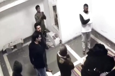 Sukesh Chandrashekhar's Cell in Tihar Raided; Rs 1.5L Slippers, 3 Jeans of Rs 80K Seized | Watch