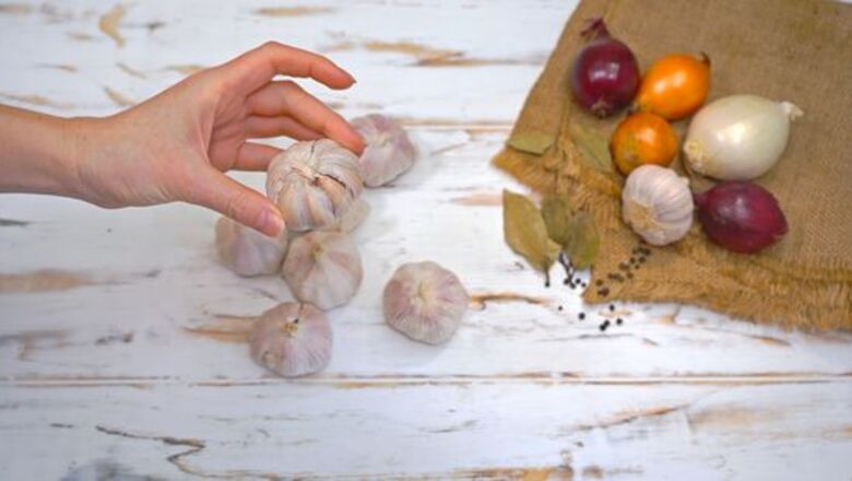 How to Freeze Garlic