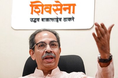 Uddhav Thackeray Announces Protest March Against Corruption in BMC; Desperate Measure, Says Fadnavis