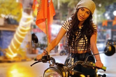 Poonam Pandey Passes Away at 32 of Cervical Cancer; Manager Confirms She Died On Thursday Night