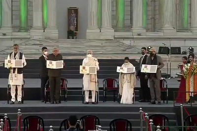 PM in Attendance, Mamata Refuses to Speak at Netaji's Birth Anniversary Event After Slogans Raised Against Her